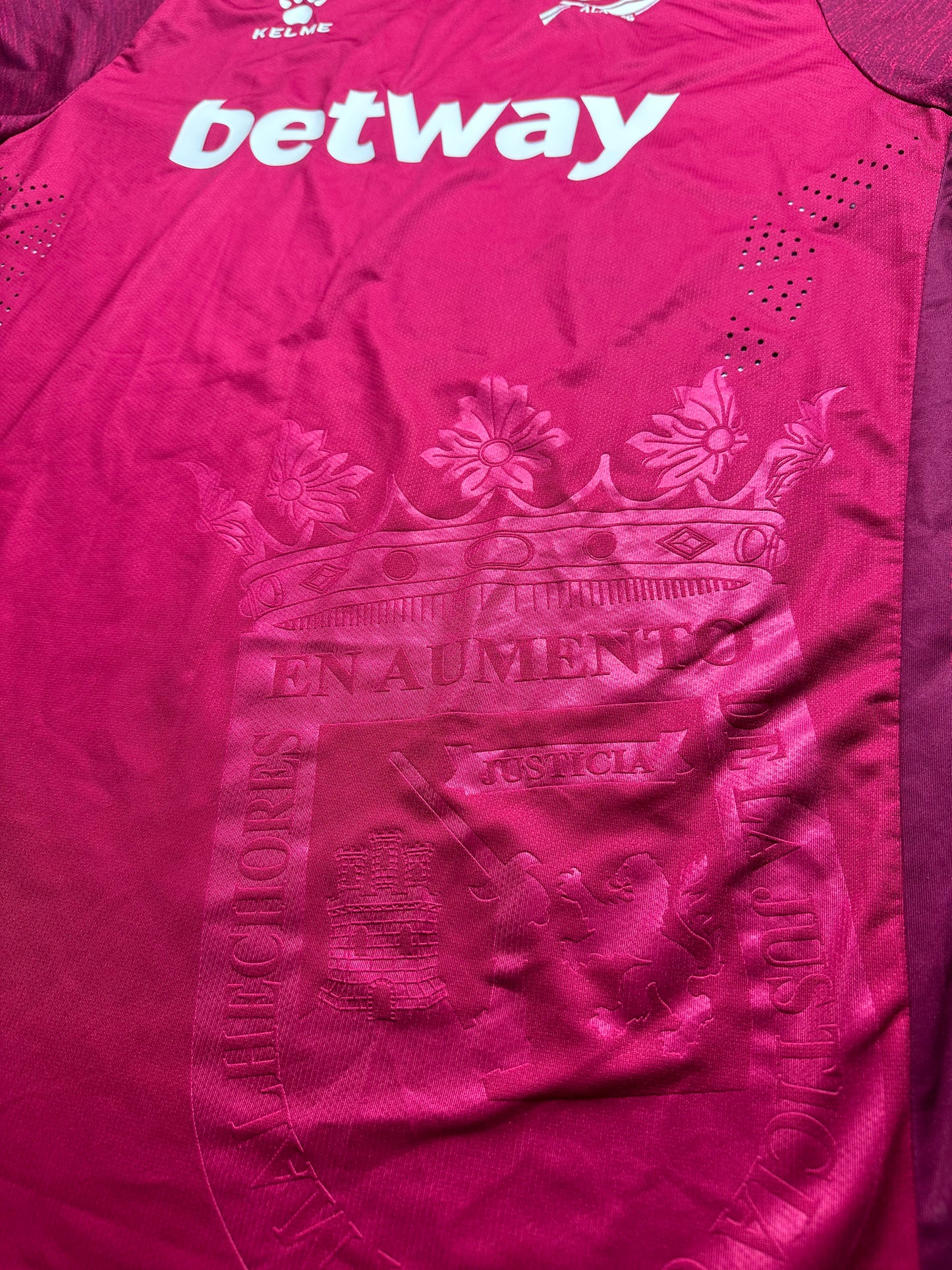 Deportivo Alaves 2019/2020 Away Football Shirt