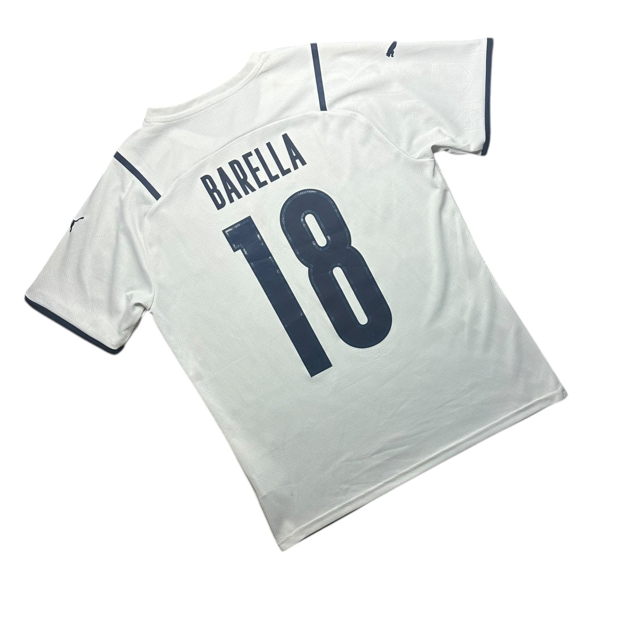 Italy Football Shirt 2021/2022 Away Barella 18 (L)