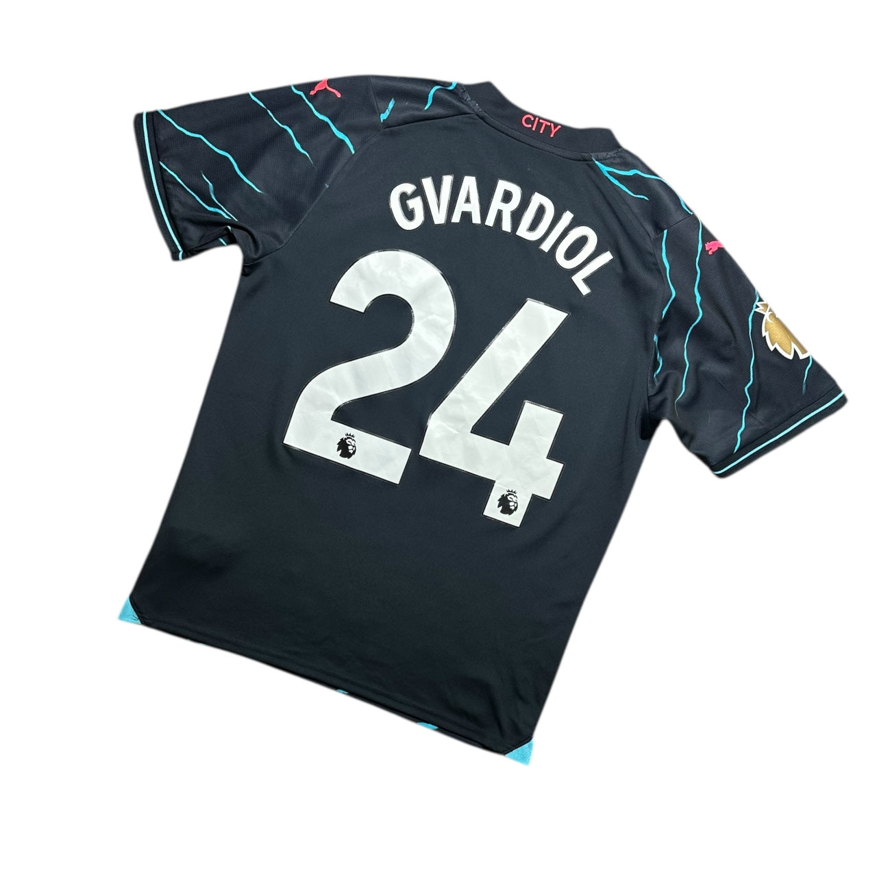 Manchester City Football Shirt 2023/2024 Third Gvardiol 24 (M)