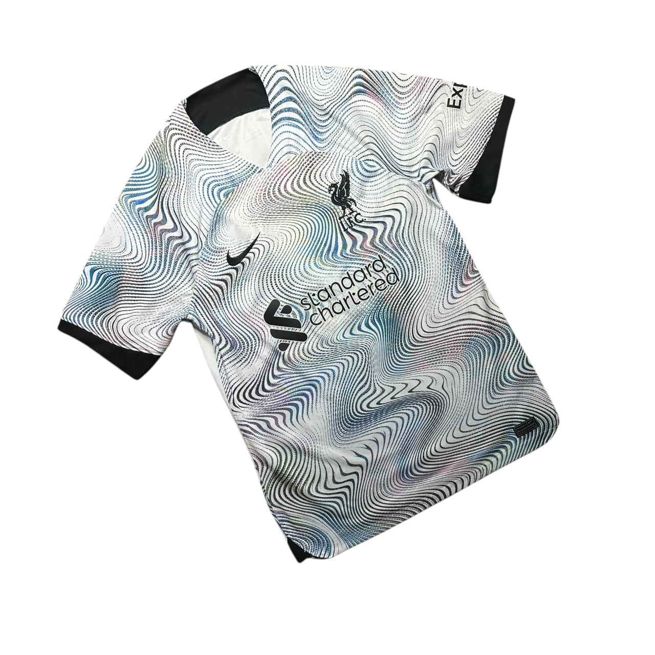 Liverpool Football Shirt 2022/2023 Away (M)