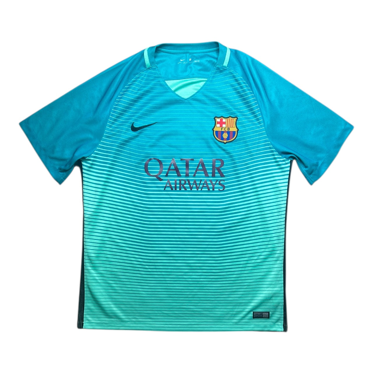 Barcelona Football Shirt 2016/2017 Third (XL)