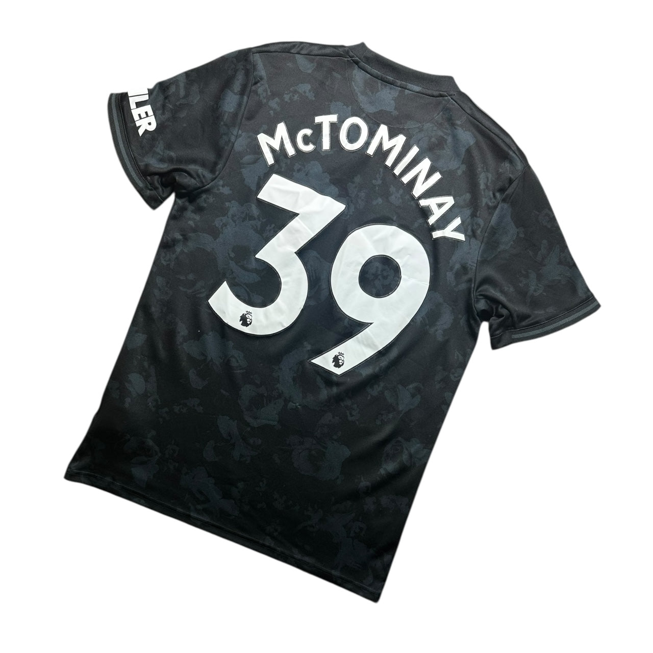 Manchester United Football Shirt 2019/2020 Third McTominay 39 (M)