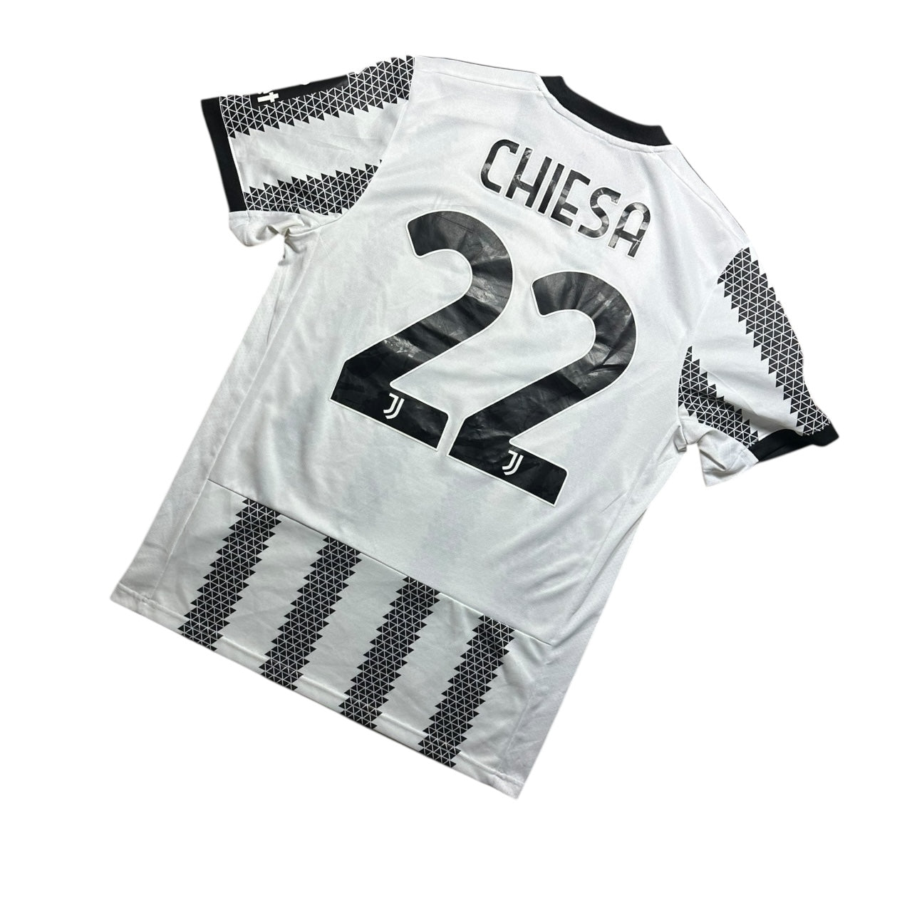 Juventus Football Shirt 2022/2023 Home UCL Chiesa 22 (M)