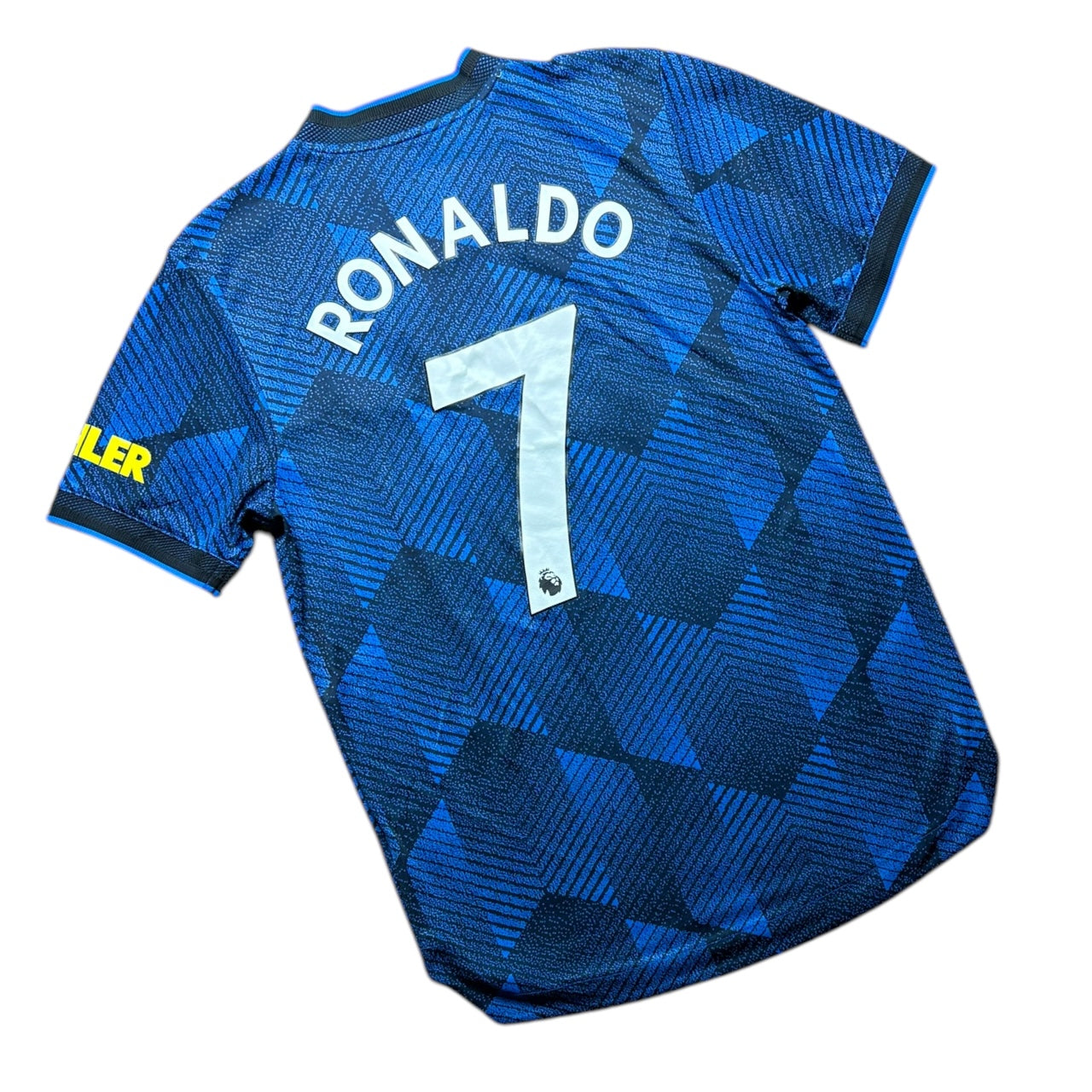 Manchester United Football Shirt 2021/2022 Third HeatRdy Ronaldo 7 (M)