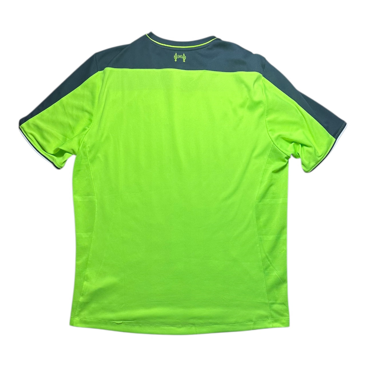 Liverpool Football Shirt 2016/2017 Third (XL)