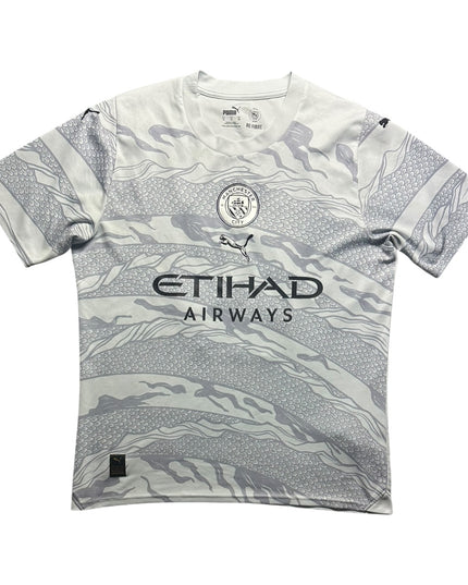 Manchester City Football Shirt Fourth 2023/2024 ‘Day of the Dragon’ J.Alvarez 19 (M)