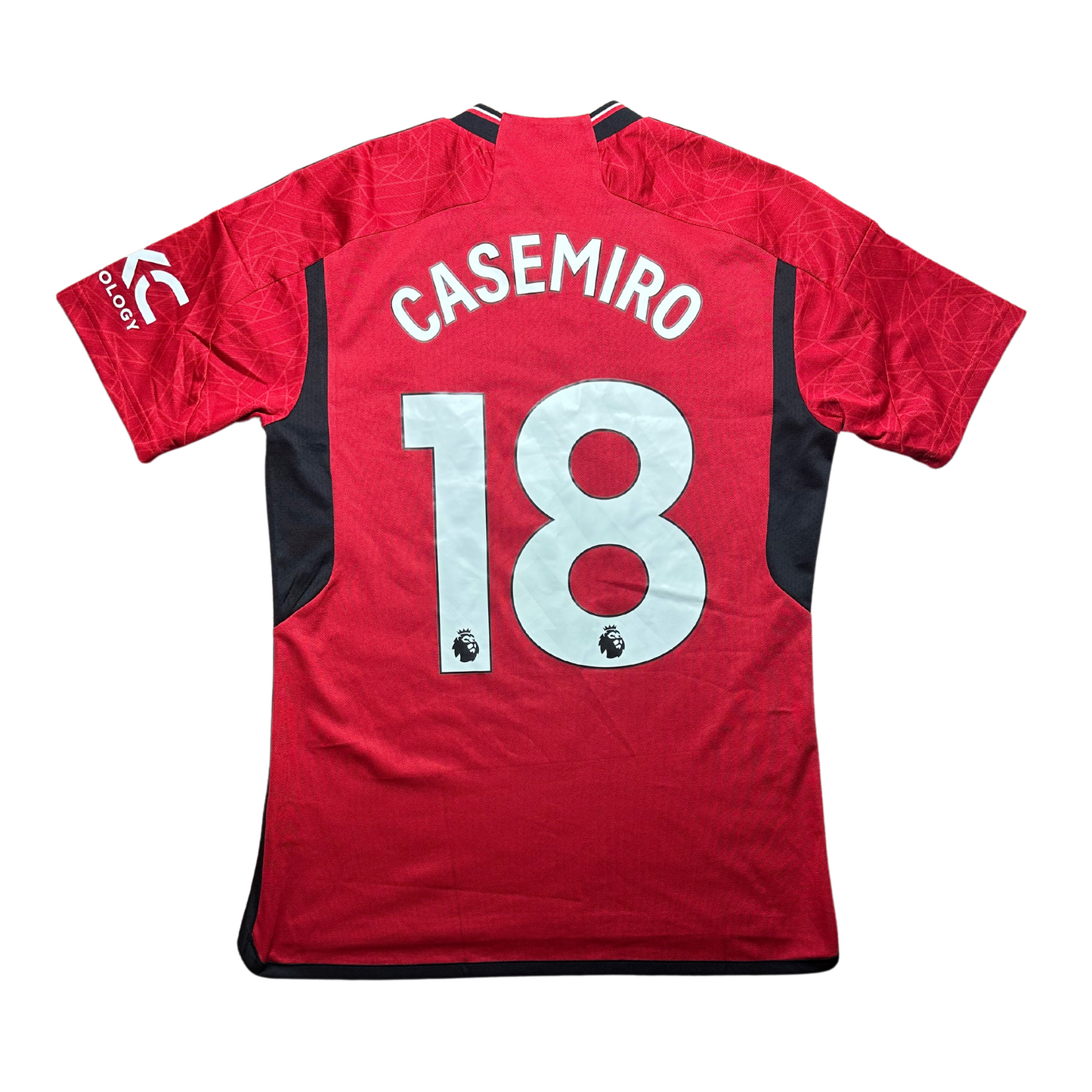 Manchester United 2023/2024 Home Football Shirt Casemiro 18 (M)