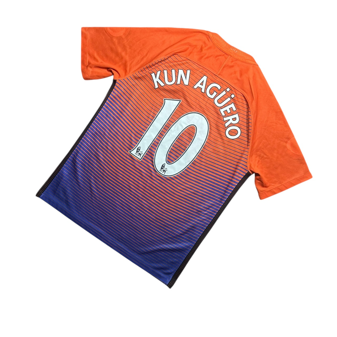 Manchester City Football Shirt Third 2016/2017 Kun Aguero 10 (M)