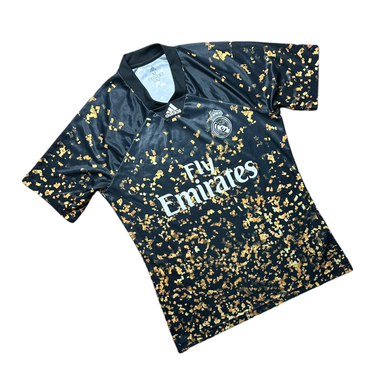 Real Madrid Football Shirt 2019/2020 Fourth (M)