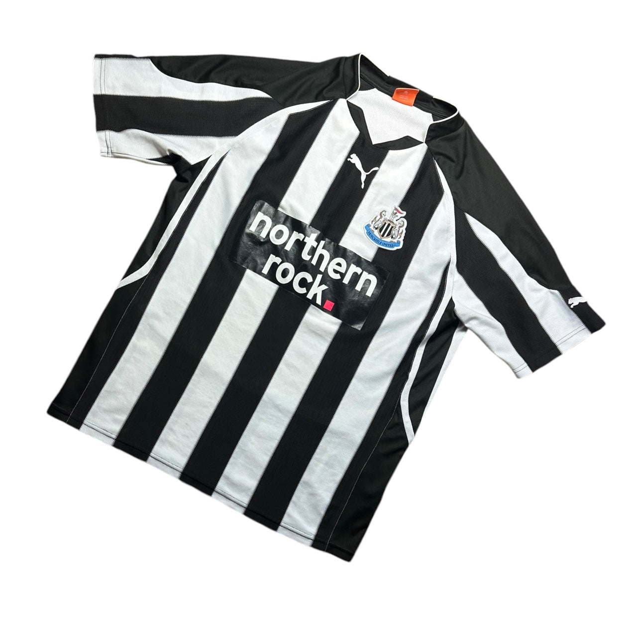 Newcastle Football Shirt 2010/2011 Home (L)