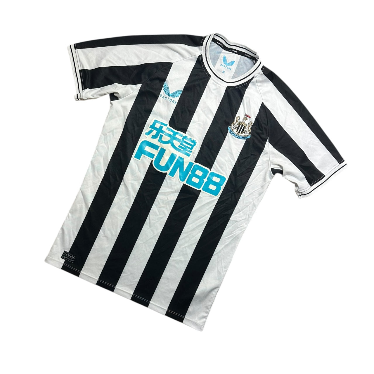 Newcastle Football Shirt 2022/2023 Home Isak 14 (M)