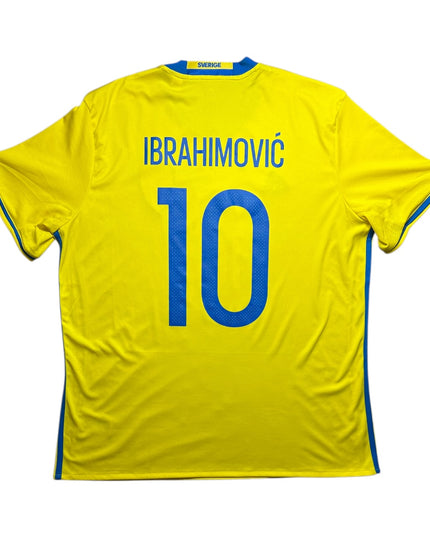 Sweden Football Shirt 2016/2017 Home Ibrahimovic 10 (XL)