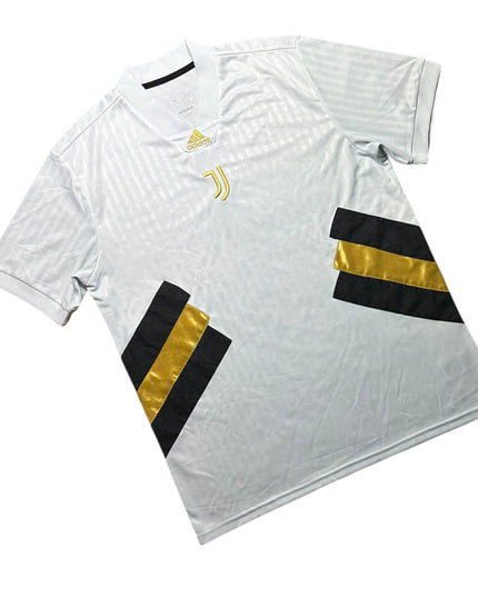 Juventus Football Shirt 2022/2024 Icon Shirt (M)