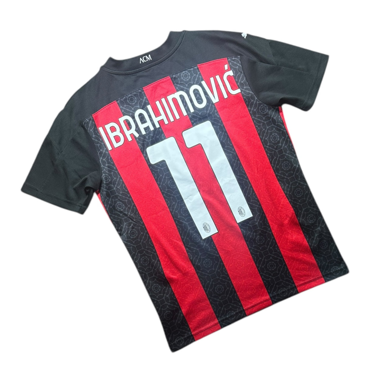 AC Milan Football Shirt 2020/2021 Home Ibrahimovic 11 (S)