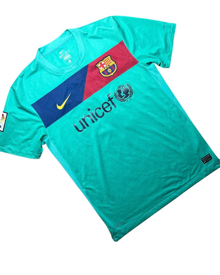 Barcelona Football Shirt 2010/2011 Away Xavi 6 (M)