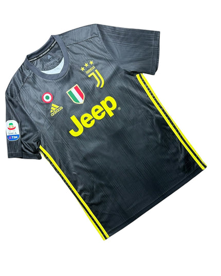 Juventus Football Shirt Third 2018/2019 Bernardeschi 33 (M)