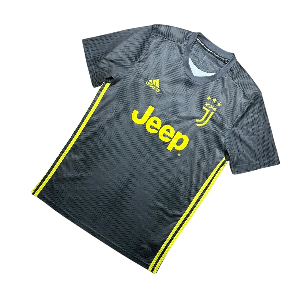 Juventus Football Shirt Third 2018/2019 (M)