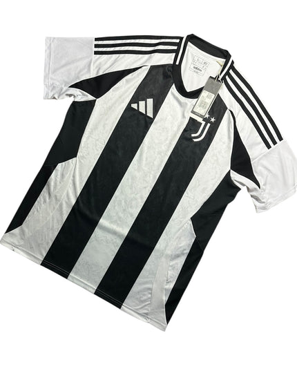 Juventus Football Shirt Home 2024/2025 BNWT (L)