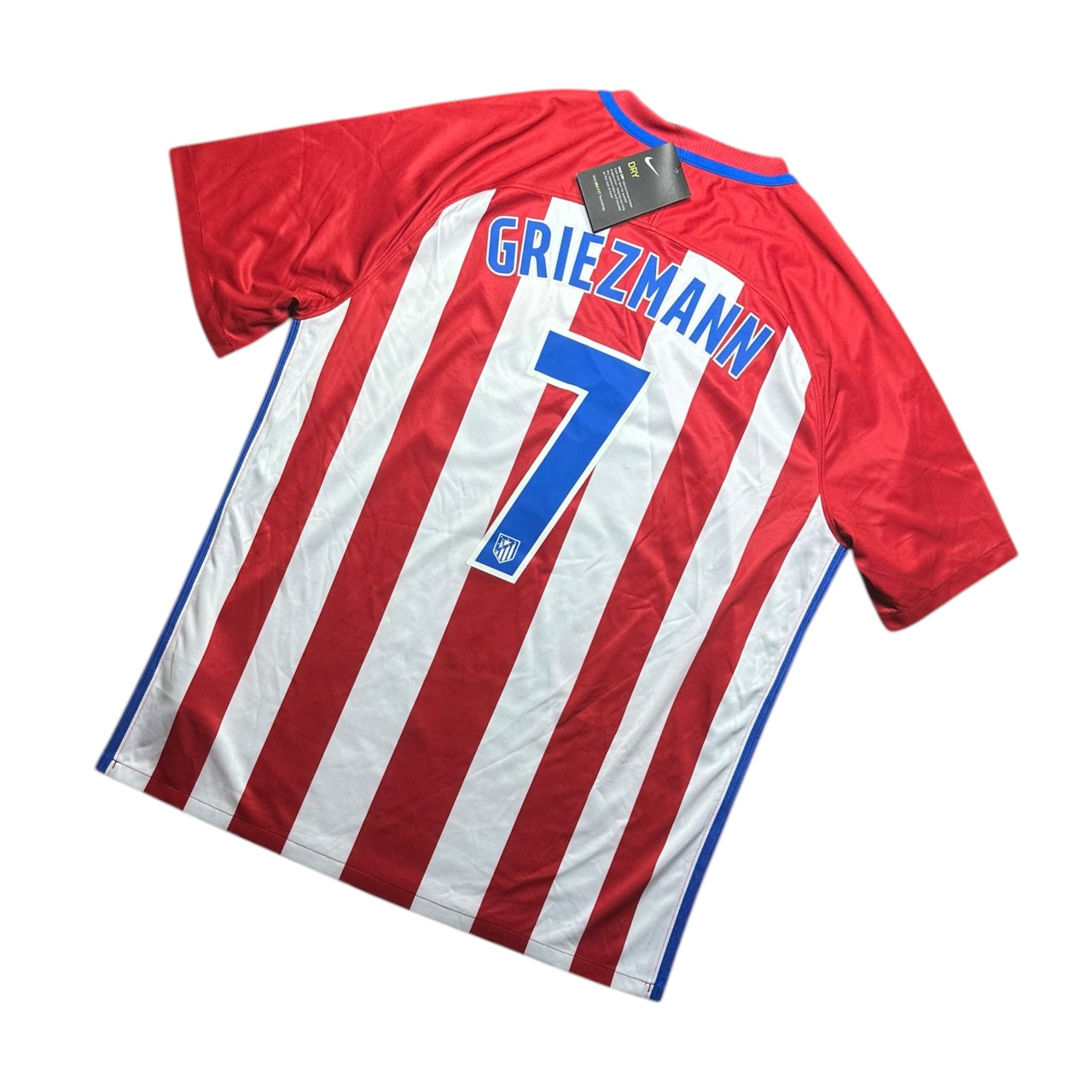 Atletico Madrid Football Shirt 2016/2017 Home Griezmann 7 BNWT (XL)