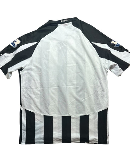 Newcastle Football Shirt Home 2010/2011 (XL)