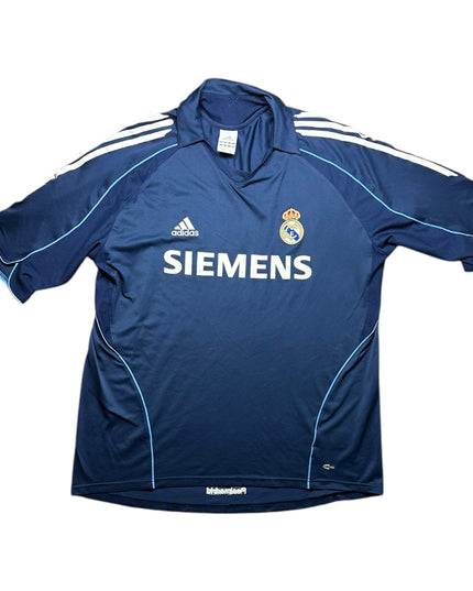 Real Madrid Football Shirt 2005/2006 Away (XL)