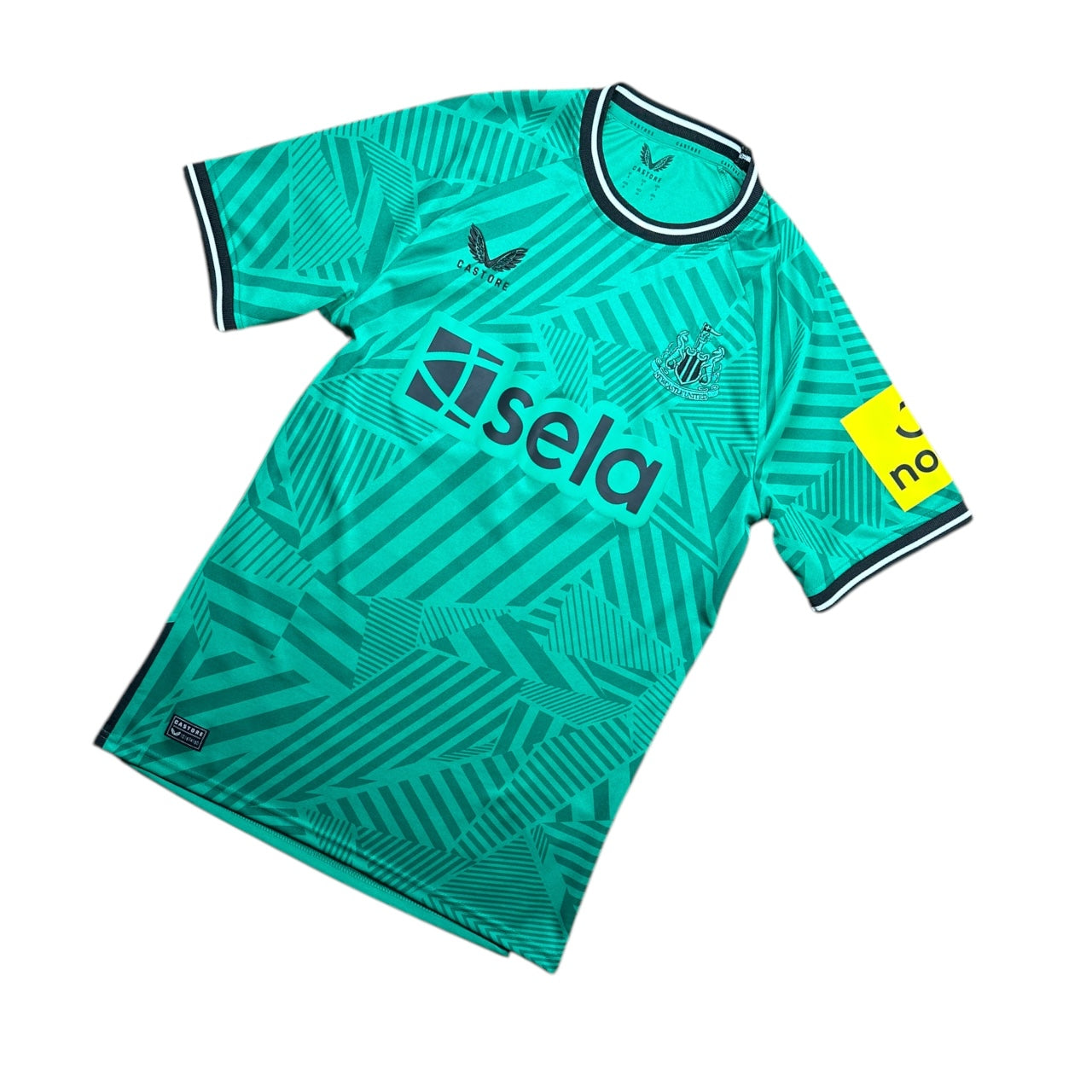 Newcastle Football Shirt 2023/2024 Away (S)