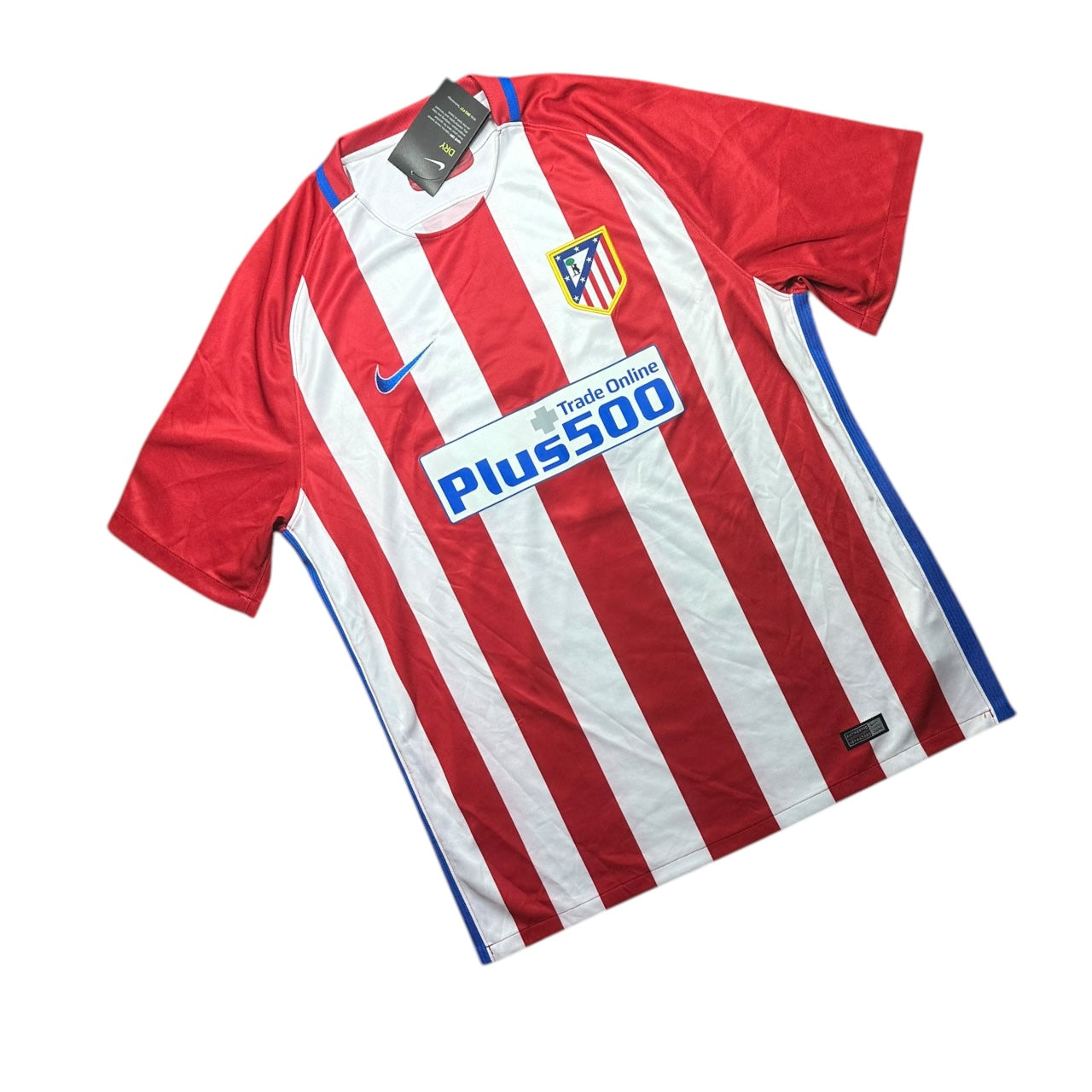 Atletico Madrid Football Shirt 2016/2017 Home Griezmann 7 BNWT (XL)