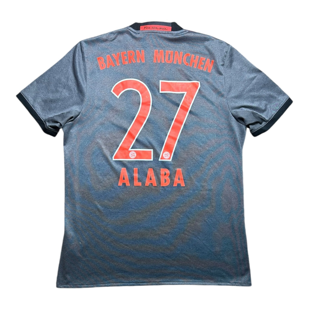 Bayern Munich Football Shirt 2016/2017 Away Alaba 27 (M)