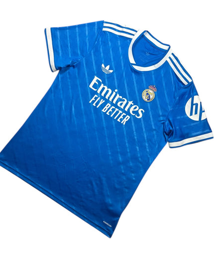 Real Madrid Football Shirt Third 2025/2026 (L)