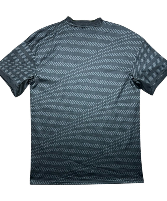 Real Madrid Football Shirt 2022/2023 Third (M)