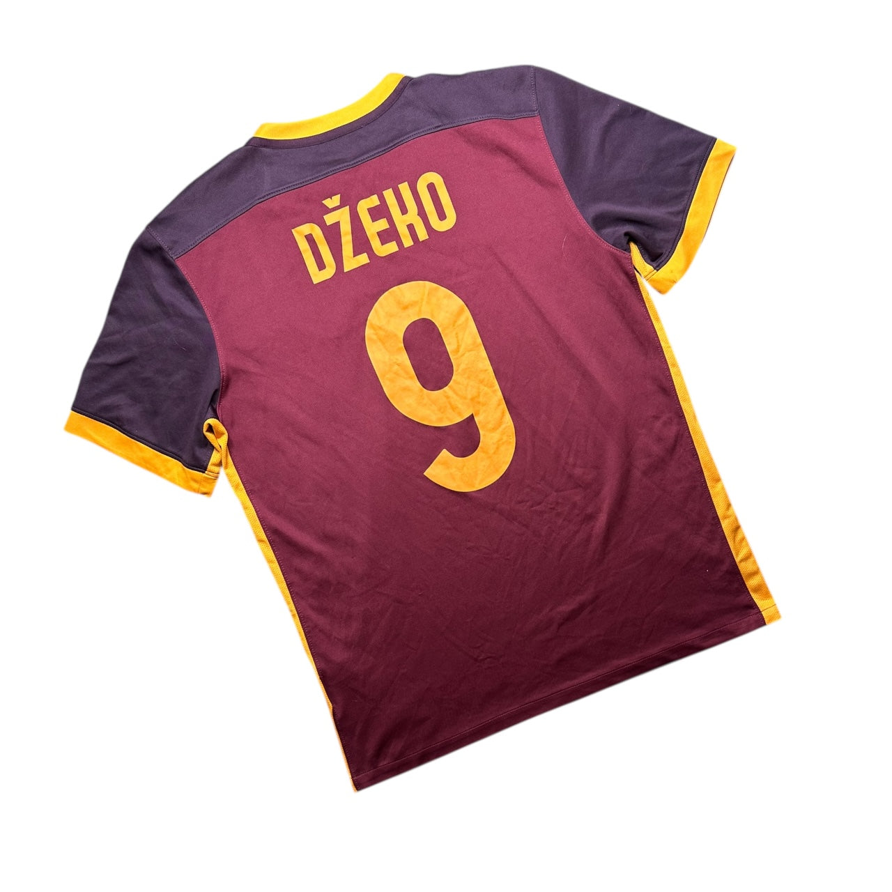 Roma Football Shirt 2015/2016 Home Dzeko 9 (L)