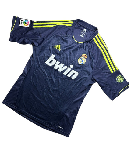 Real Madrid Football Shirt 2012/2013 Away (M)