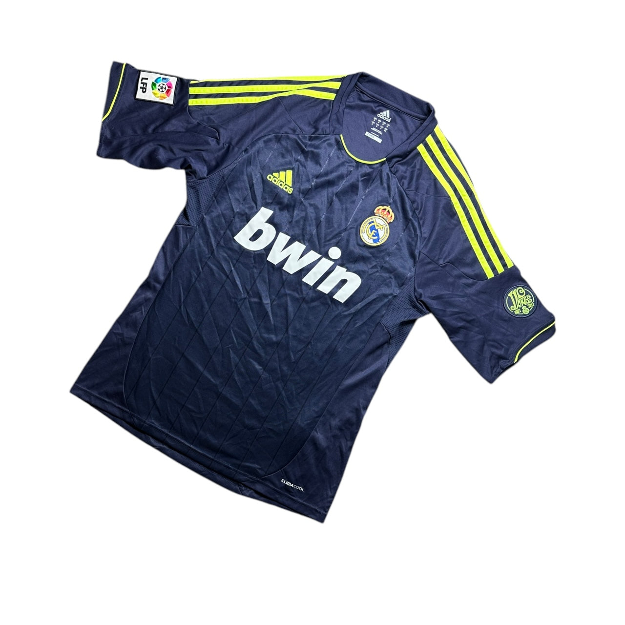 Real Madrid Football Shirt 2012/2013 Away (M)