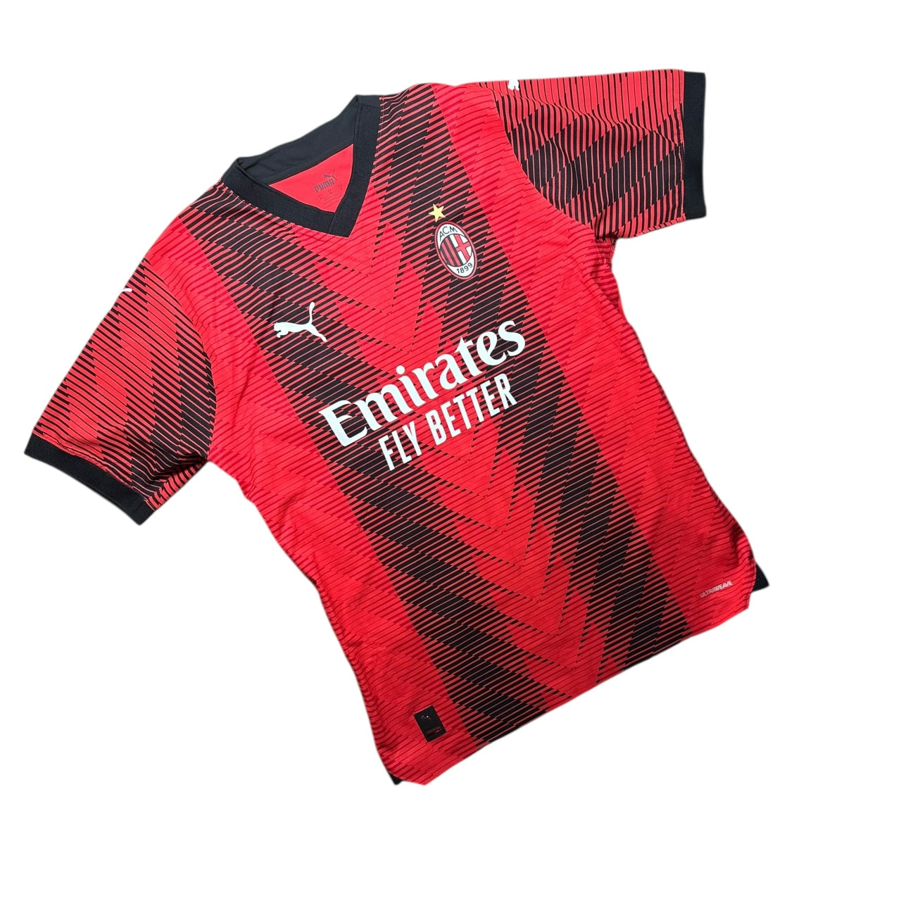 AC Milan Football Shirt 2023/2024 Home (M)