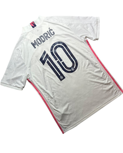 Real Madrid Football Shirt Home 2020/2021 Modric 10 (L)