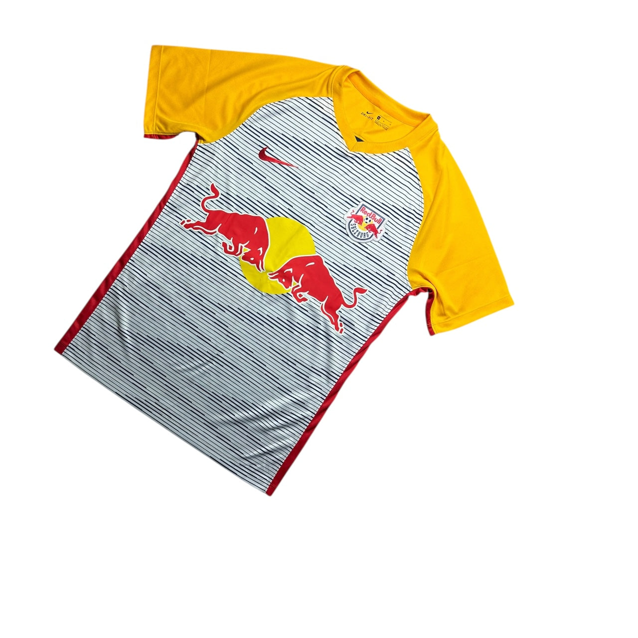 Red Bull Salzburg Football Shirt 2018/2019 Away (M)