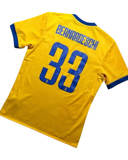 Juventus Football Shirt Away 2017/2018 Bernadeschi 33 (M)