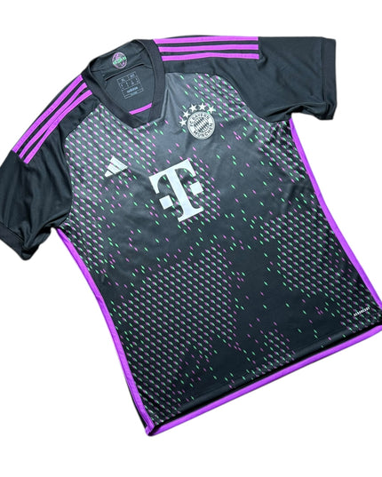 Bayern Munich Football Shirt 2023/2024 Away Davies 19 (XL)