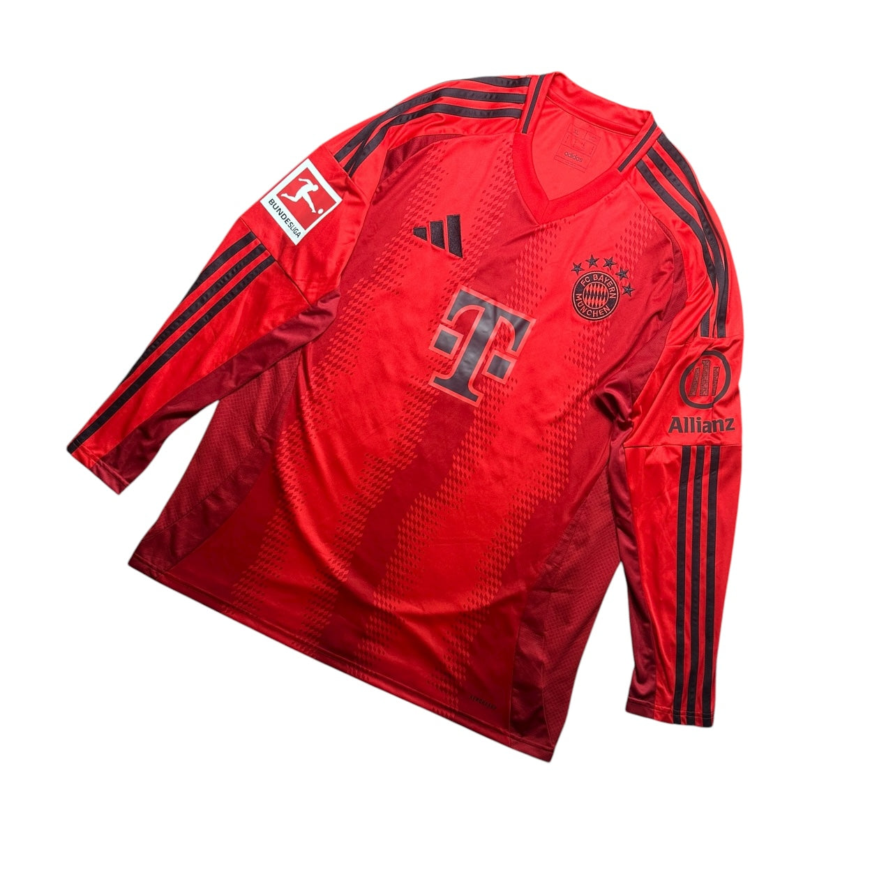 Bayern Munich Football Shirt 2024/2025 Away Muller 25 L/S (XL)