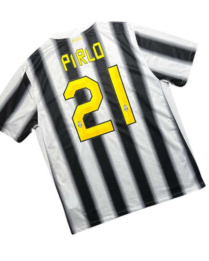 Juventus Football Shirt 2011/2012 Home Pirlo 11 (XL)