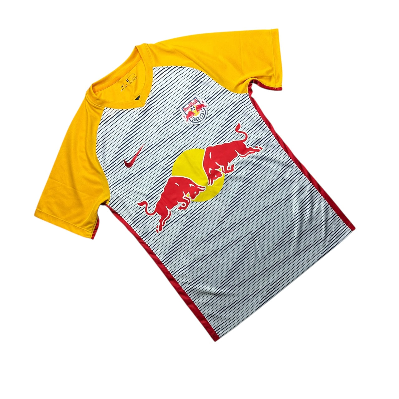 Red Bull Salzburg Football Shirt 2018/2019 Away (M)