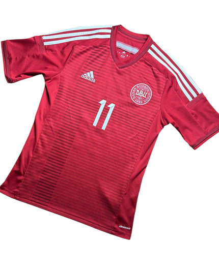 Denmark Football Shirt 2013/2015 Home Bendtner 11 (S)