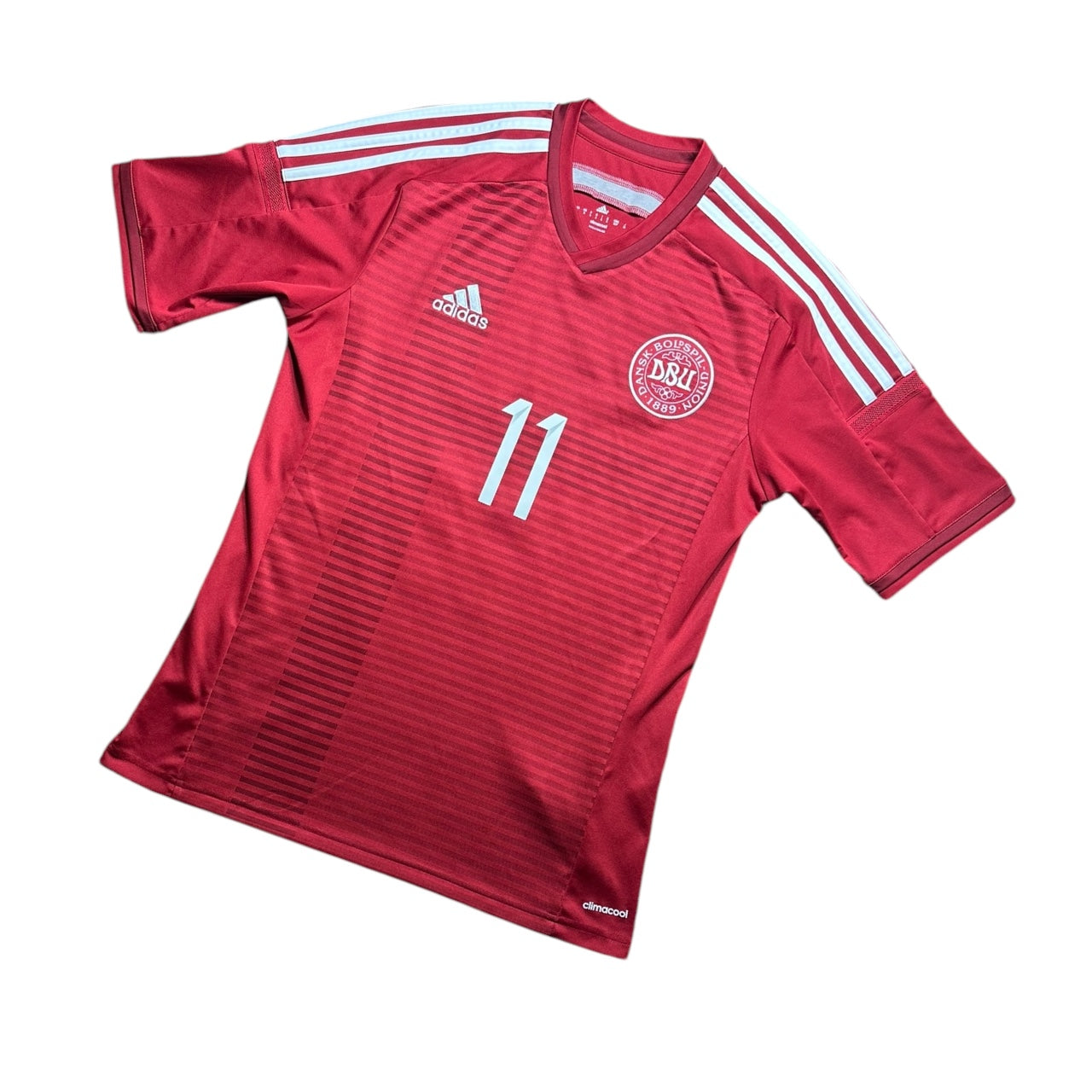 Denmark Football Shirt 2013/2015 Home Bendtner 11 (S)