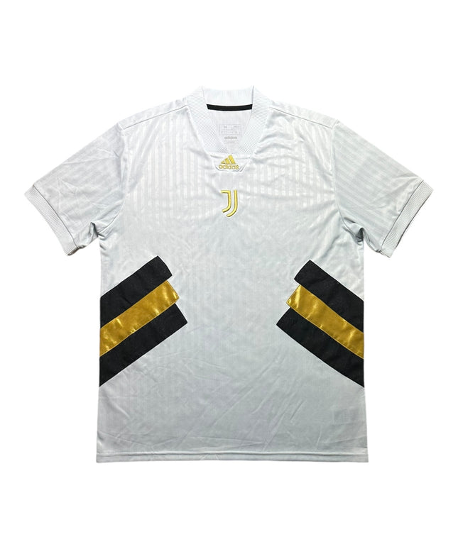 Juventus Football Shirt 2022/2024 Icon Shirt (M)