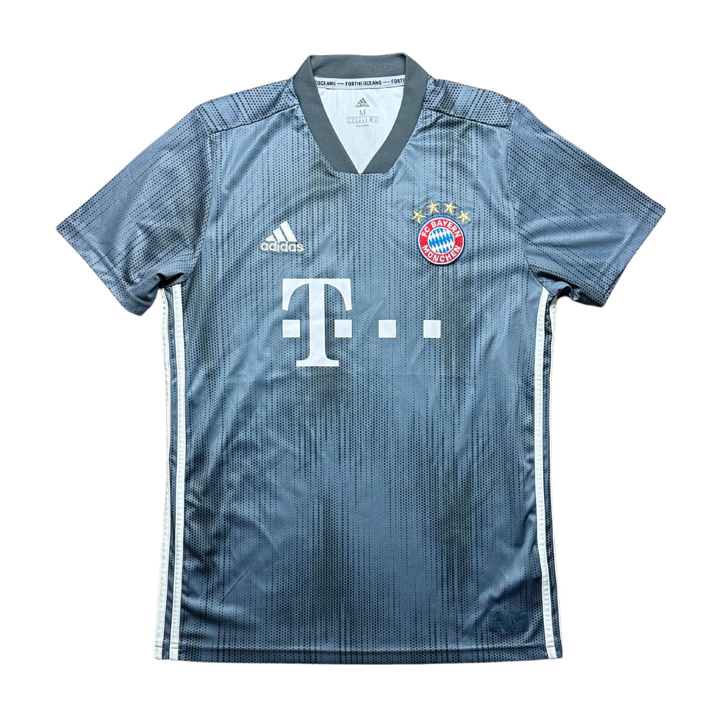 Bayern Munich 2018/2019 Third Football Shirt