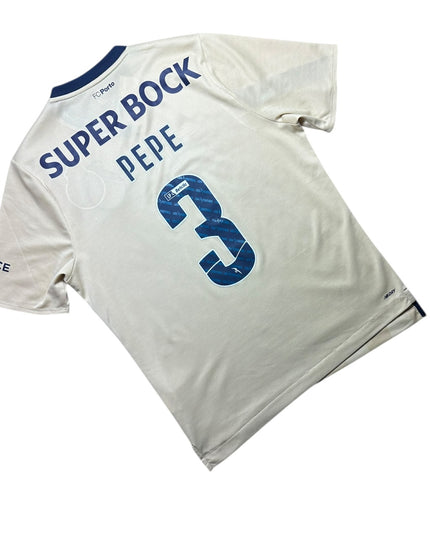 Porto Football Shirt 2023/2024 Away Pepe 3 (M)