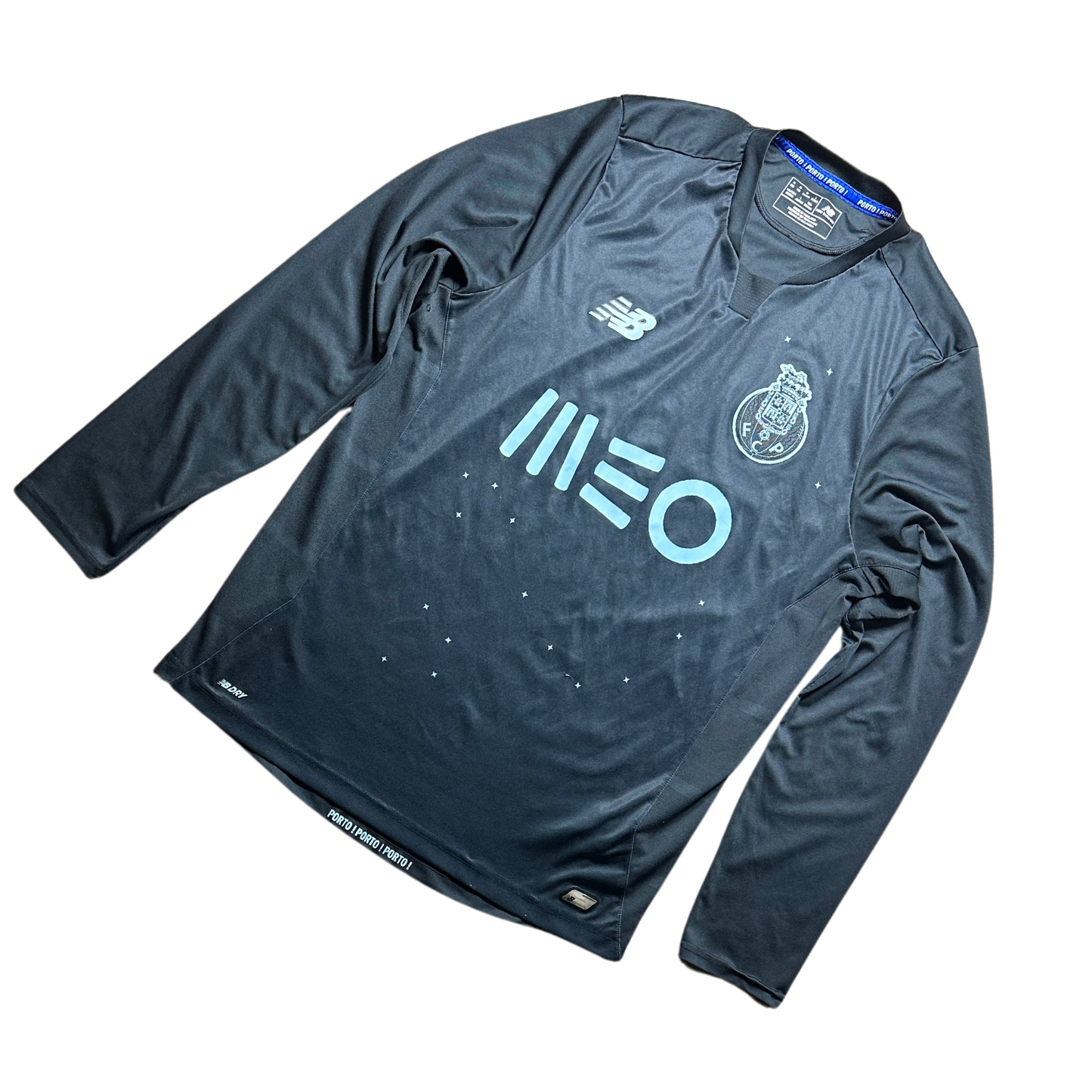 Porto 2016/2017 Away Football Shirt