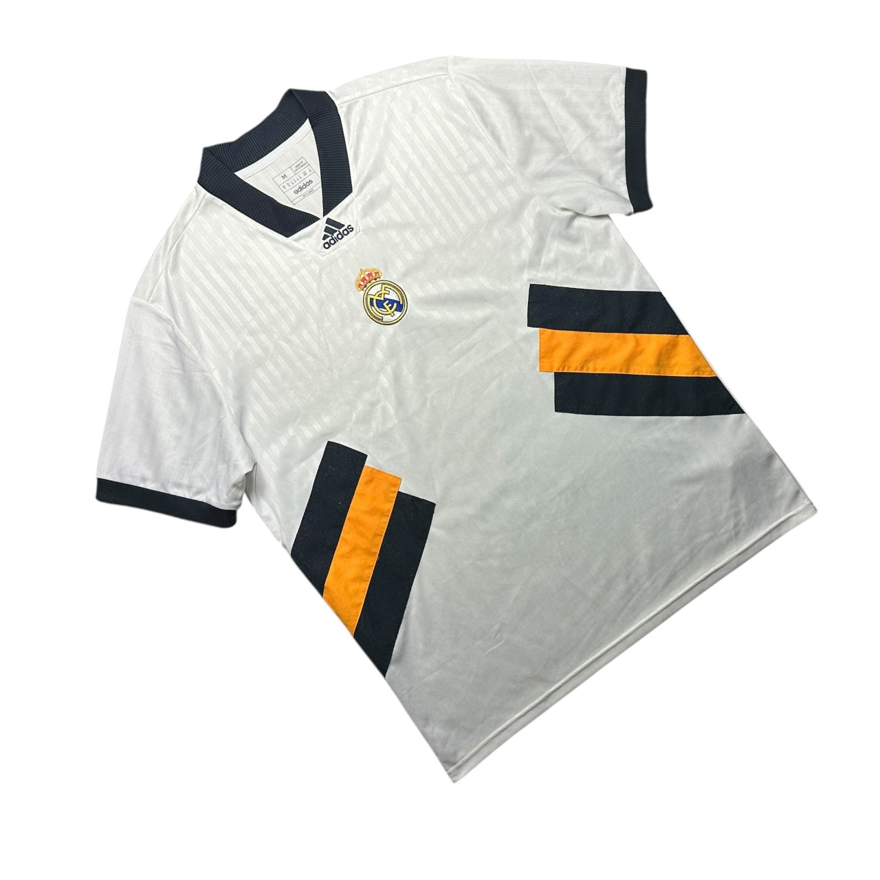 Real Madrid Football Shirt 2022/2023 Icon (M)