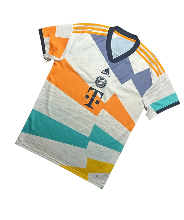 Bayern Munich Football Shirt Fourth 2022/2023 ‘50th Anniversary’ (L)