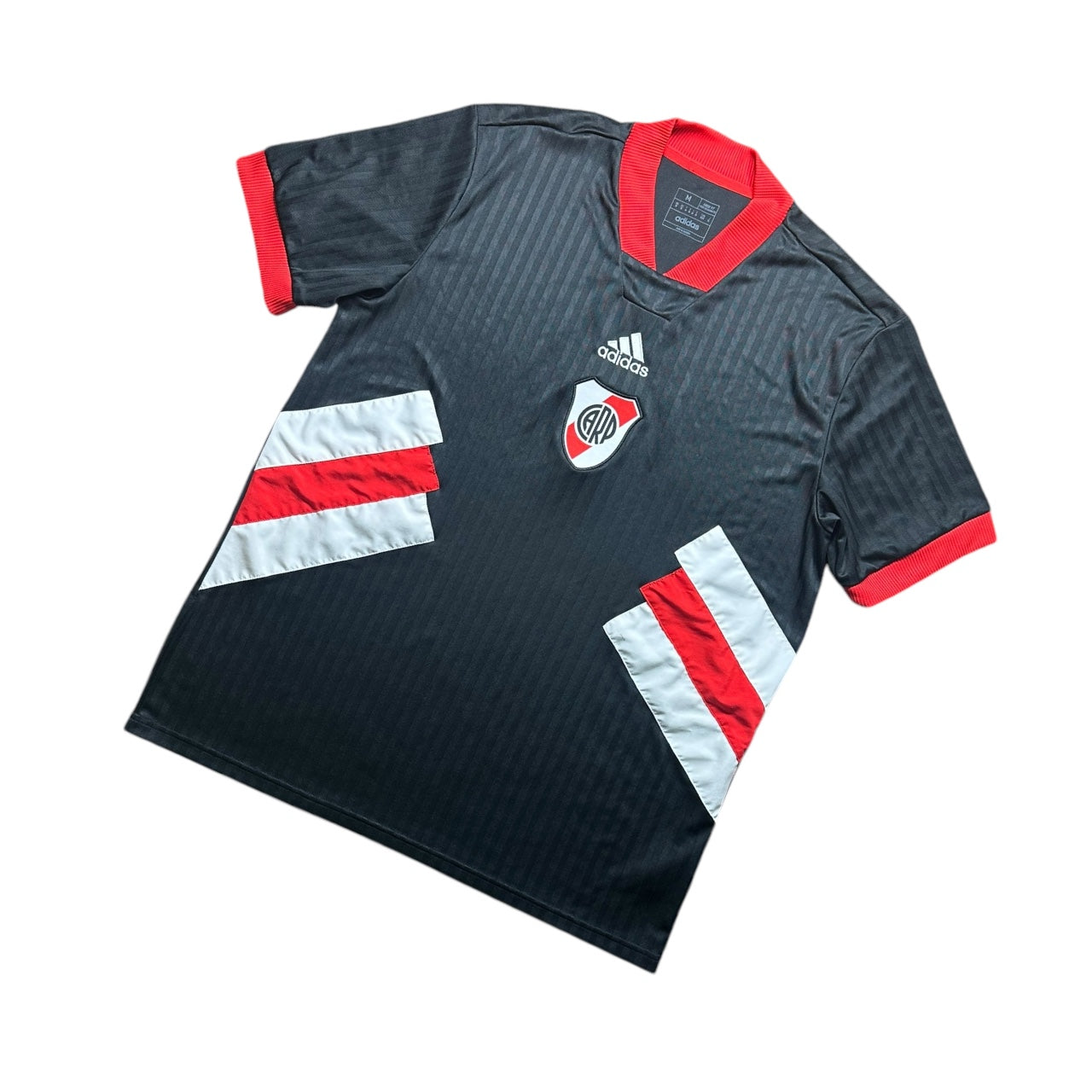 River Plate Football Shirt 2022 ‘Icon’ (M)